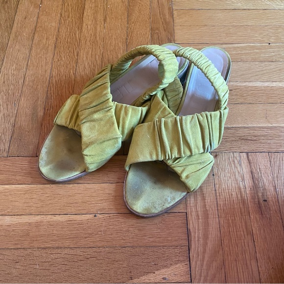 LD TUTTLE THE CANDLE - SULPHUR - Picture 10 of 15